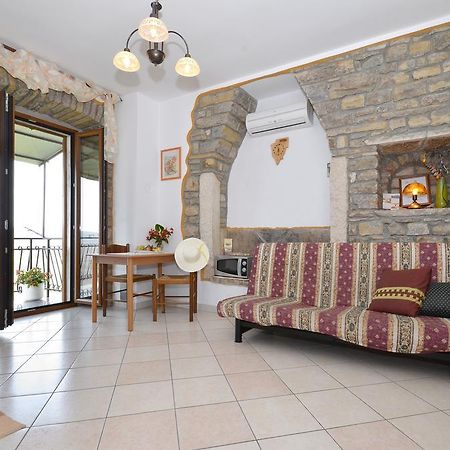 Bella Vista Apartments Мотовун Екстер'єр фото